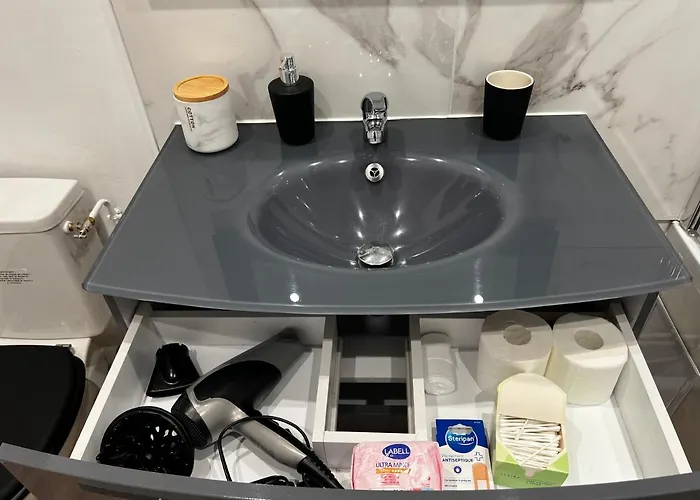 Du Vieux Bassin Apartment *